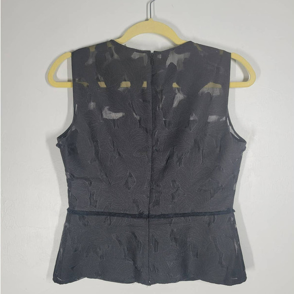Elie Tahari Round Neck Sleeveless Lace Leaf Pattern Overlay Top Size 6 Black - Picture 2 of 4